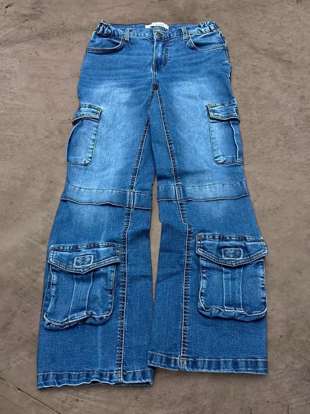y2k love trends cargo jeans